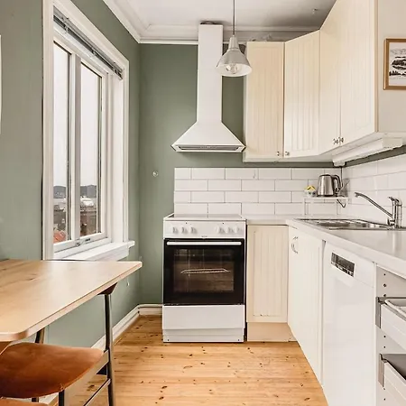 2-roms Med Spektakulaer Utsikt Og Privat Hage Bergen