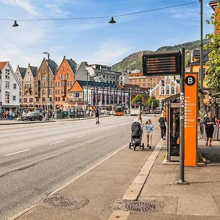 2-roms Med Spektakulaer Utsikt Og Privat Hage Bergen