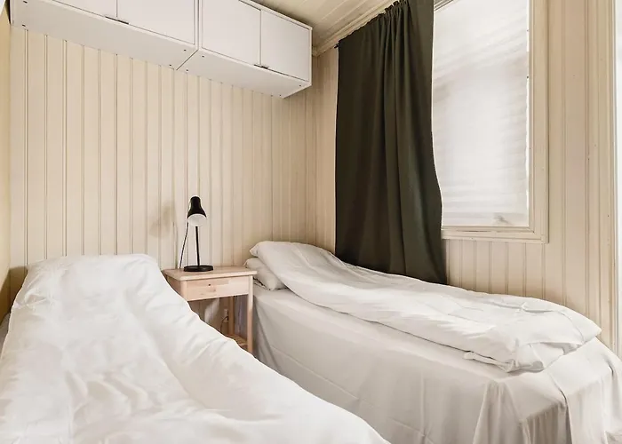 公寓 2-roms Med Spektakulaer Utsikt Og Privat Hage 卑爾根