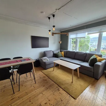 2-roms Med Spektakulaer Utsikt Og Privat Hage * 베르겐